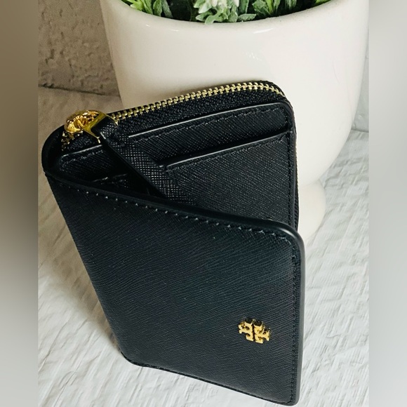 Tory Burch Black Leather Wallet with Gold Logo - Picture 2 of 4